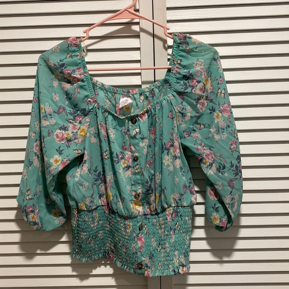 New Women’s Floral Blouse